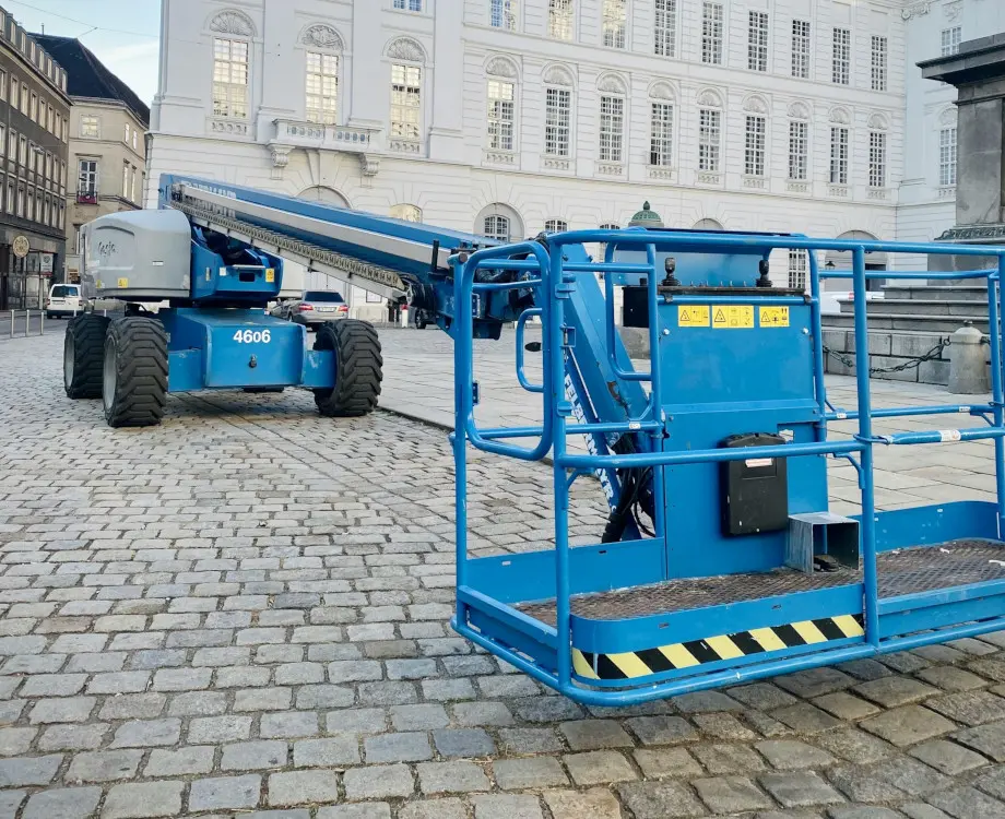 Mudanza con Plataforma Elevadora